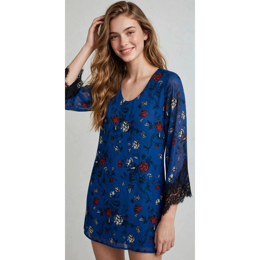 ASTR Blue Floral V Neck Dress Womens M Long Sleeve Black Lace Cuffs Romantic